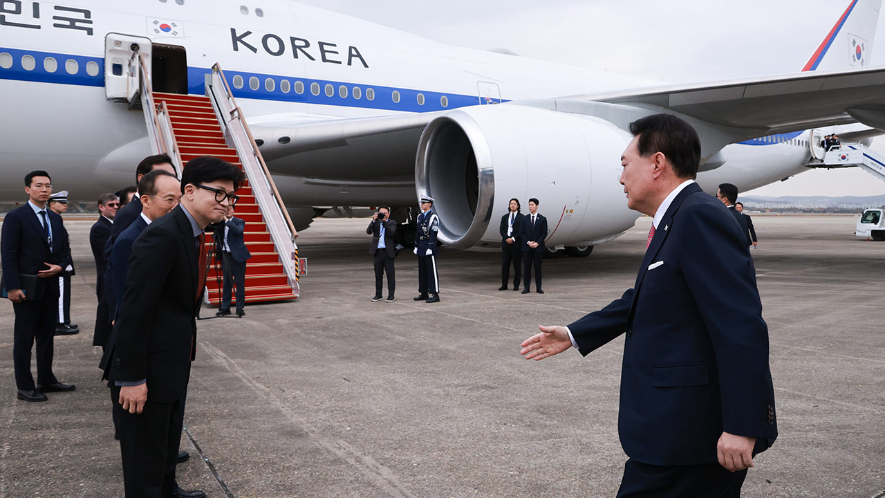 윤 바카라사이트 쇼미더벳, APEC·G20 정상회의 참석차 출국‥한동훈 환송