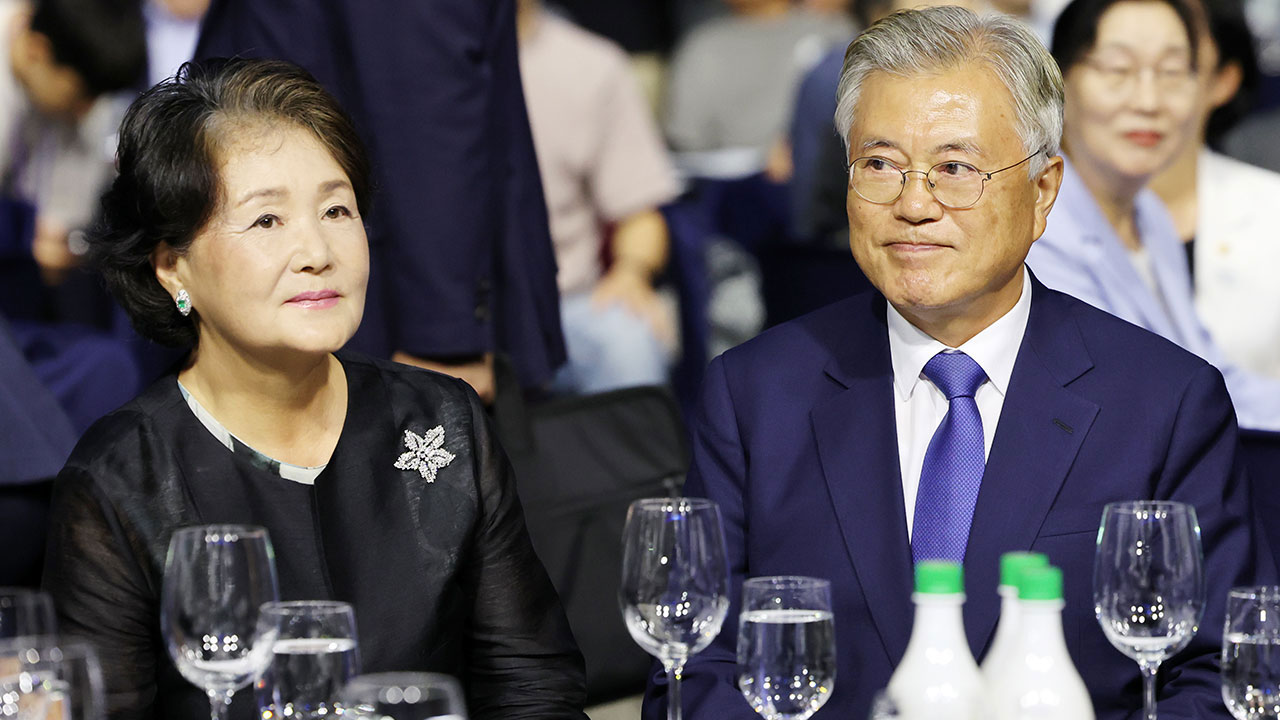윤건영 "김정숙 바카라사이트 주사위, 검찰 소환통보에 응하지 않기로‥정치탄압 판단"