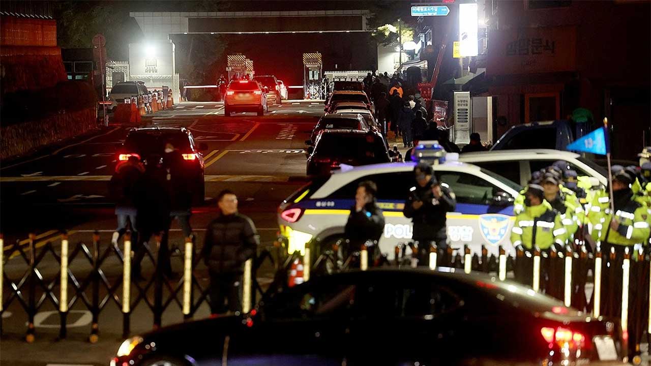 국방부 "대통령 계엄해제 때까지 계엄사 유지"