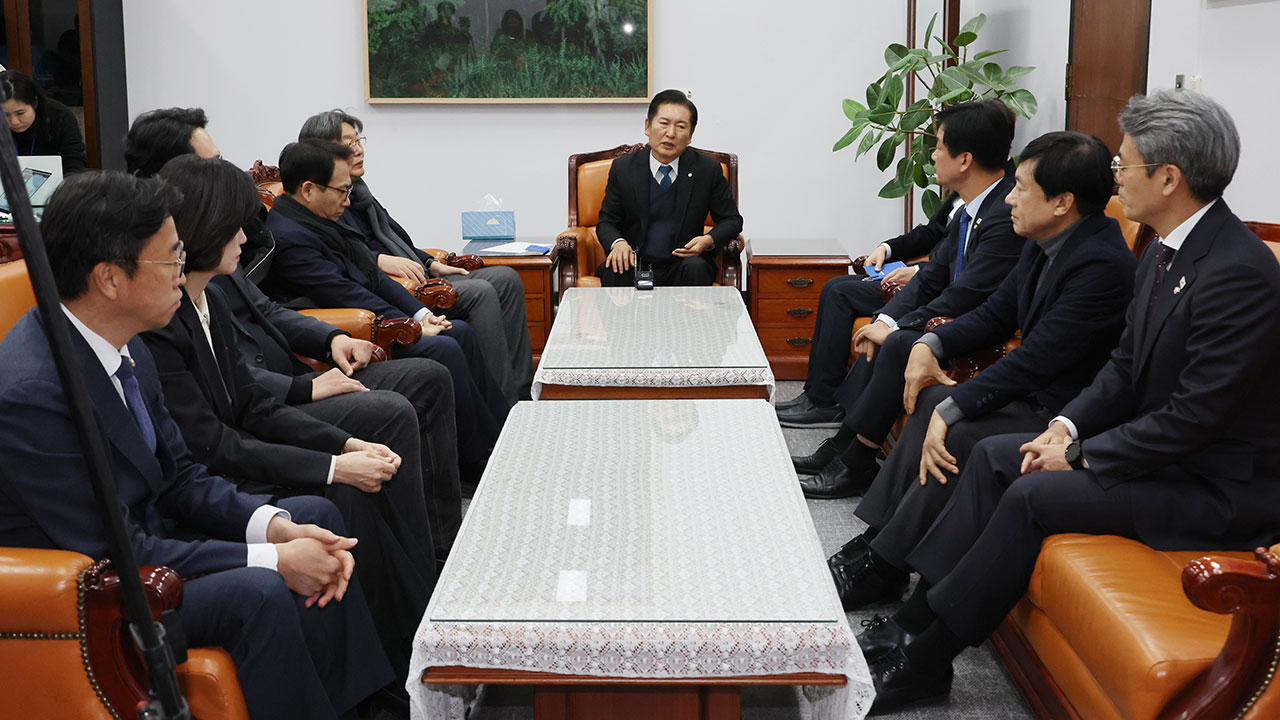 윤석열 탄핵 심판 검사 역할 국회 탄핵소추단 출범"신속하게 끝내겠다"