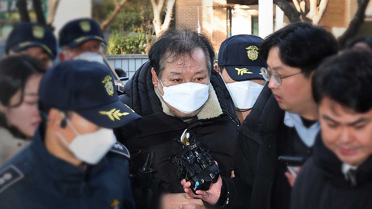 '정치자금법 위반' 무속인 '건진법사' 전성배 바카라 가상 머니 사이트 기각