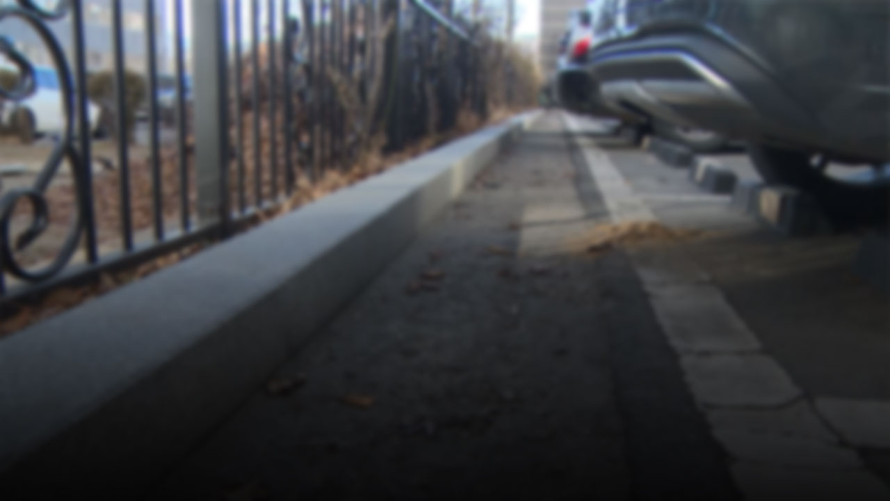 인천 계양구 아파트 단지서 승용차가 옹벽 들이받아‥2명 사상