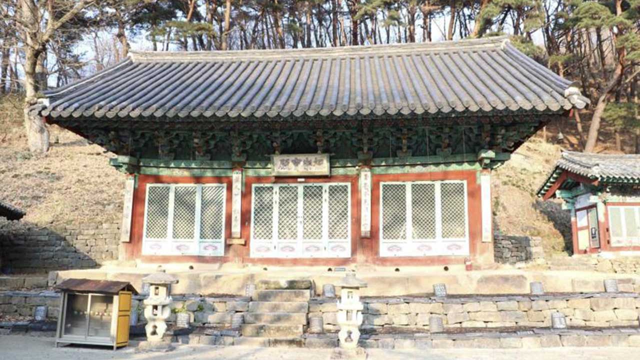 17세기 중건 흔적 고스란히‥'서산 문수사 극락보전' 보물 된다