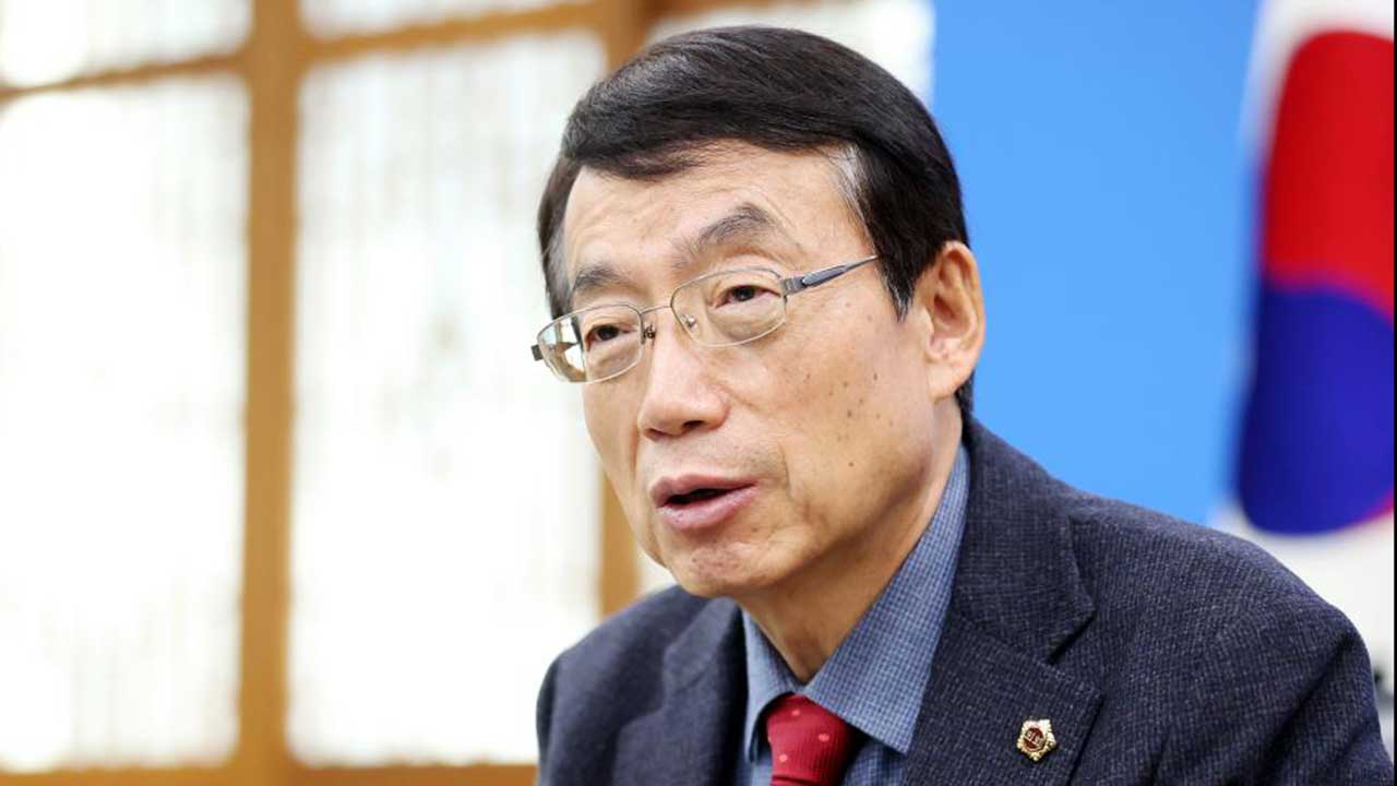 5·18 폄훼 논란 허식 인천시의장 불신임안 발의‥23일 표결