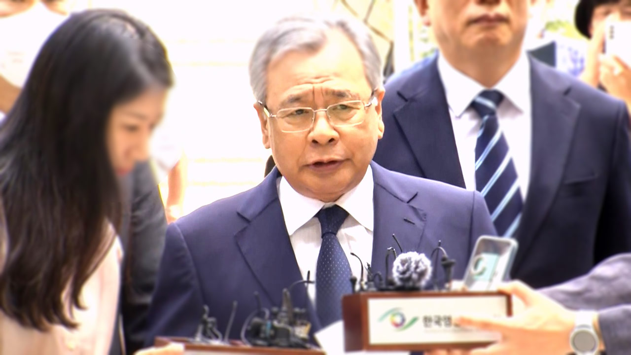 '50억 클럽' 의혹 박영수 전 특검 보석 석방