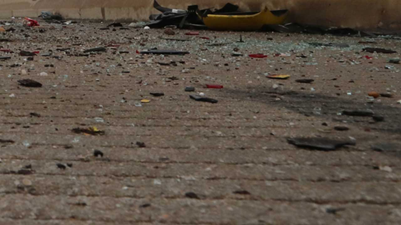 경남 창원 안민터널서 차량 5대 추돌‥다친 사람 없어