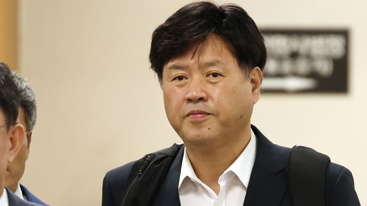 김용 재판 위증교사 혐의 이재명 캠프 관계자들 구속기소