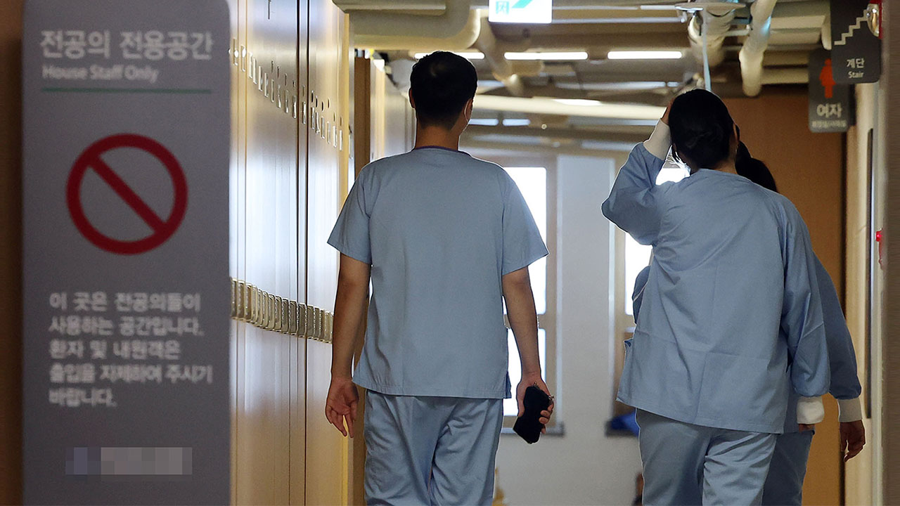 전공의 오늘 병원 떠난다‥"수술 어떡해" 의료대란 현실로