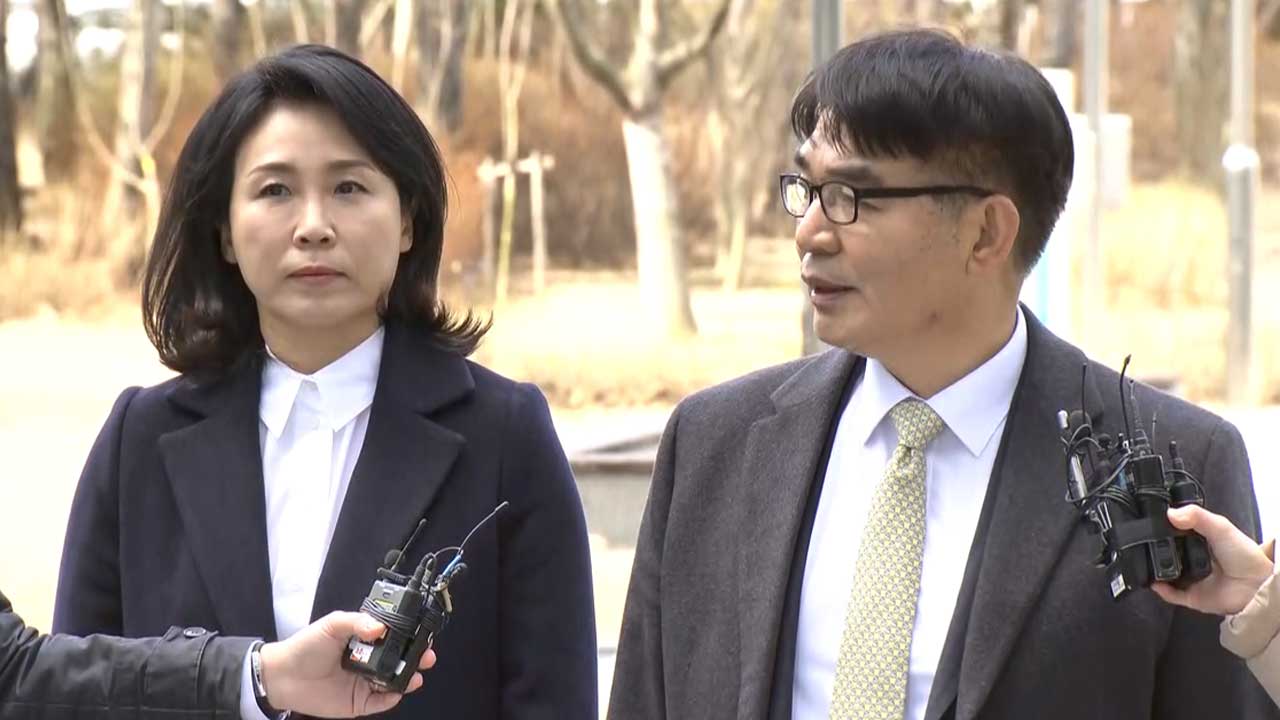 '법카 유용' 혐의 김혜경 첫 재판출석‥변호인 "너무 황당한 기소"