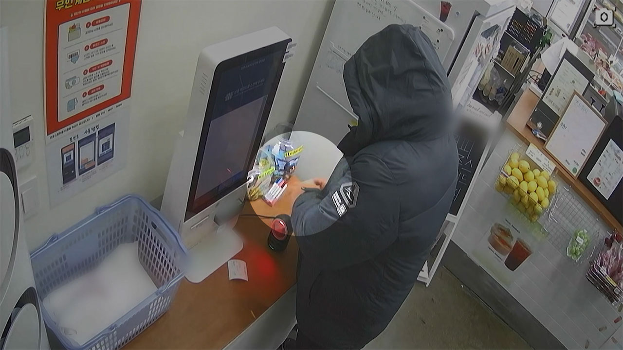 무인매장 분실카드 챙겨 아이폰 매장에서 8천만 원 넘게 쓴 남성 검거