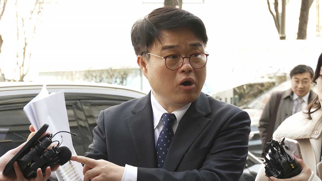 2차 경찰 조사 마친 임현택‥"의협 회장되면 의사 총파업 주도하겠다"