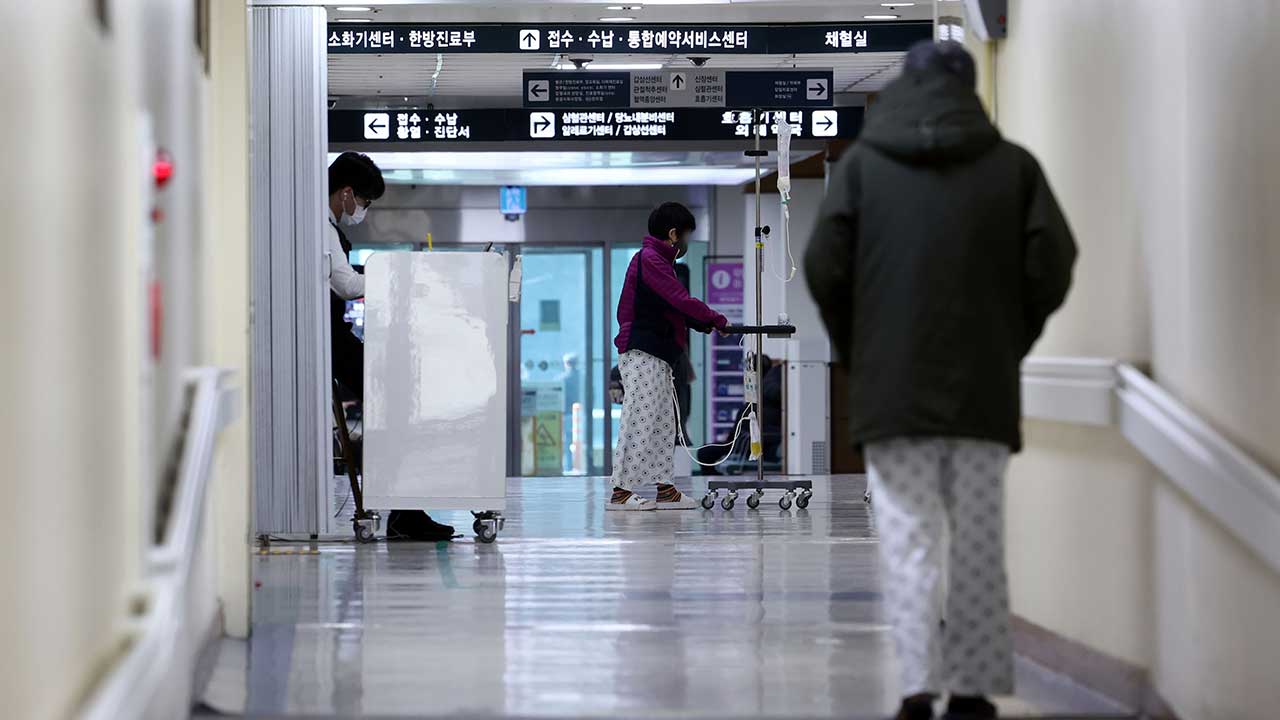경찰 "의사 진료방해 엄정 수사‥의협도 절차대로 수사 중"