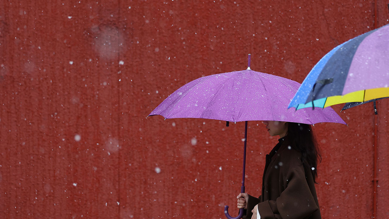 전국 흐리고 '비·눈'‥해안 지역 강풍 주의