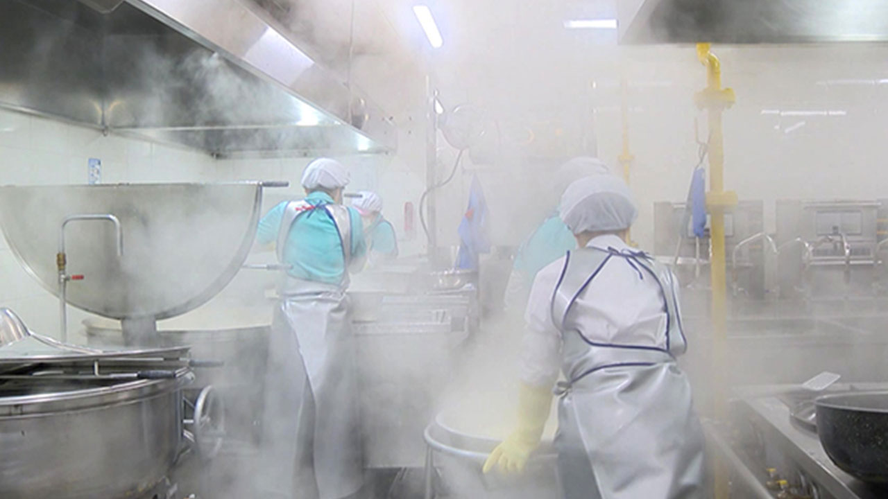 급식노동자 '조리 흄' 흡입 줄인다‥서울교육청, 급식실 지상화 추진 