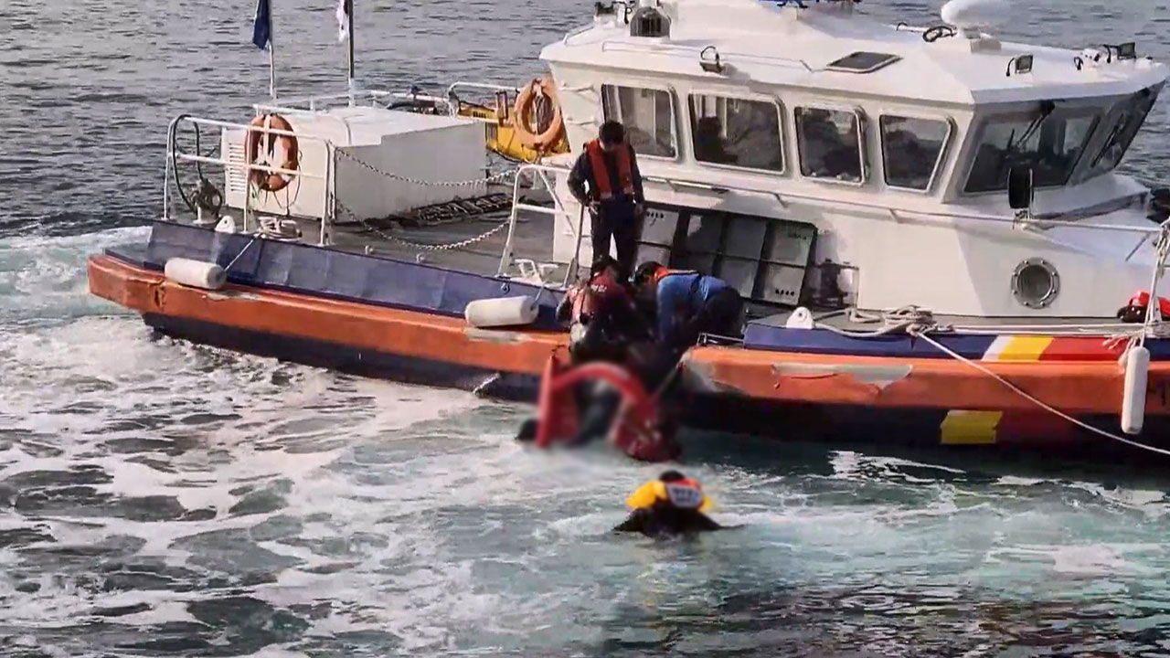 제주 서귀포 앞바다 빠져 의식 잃은 남성‥해경 구조