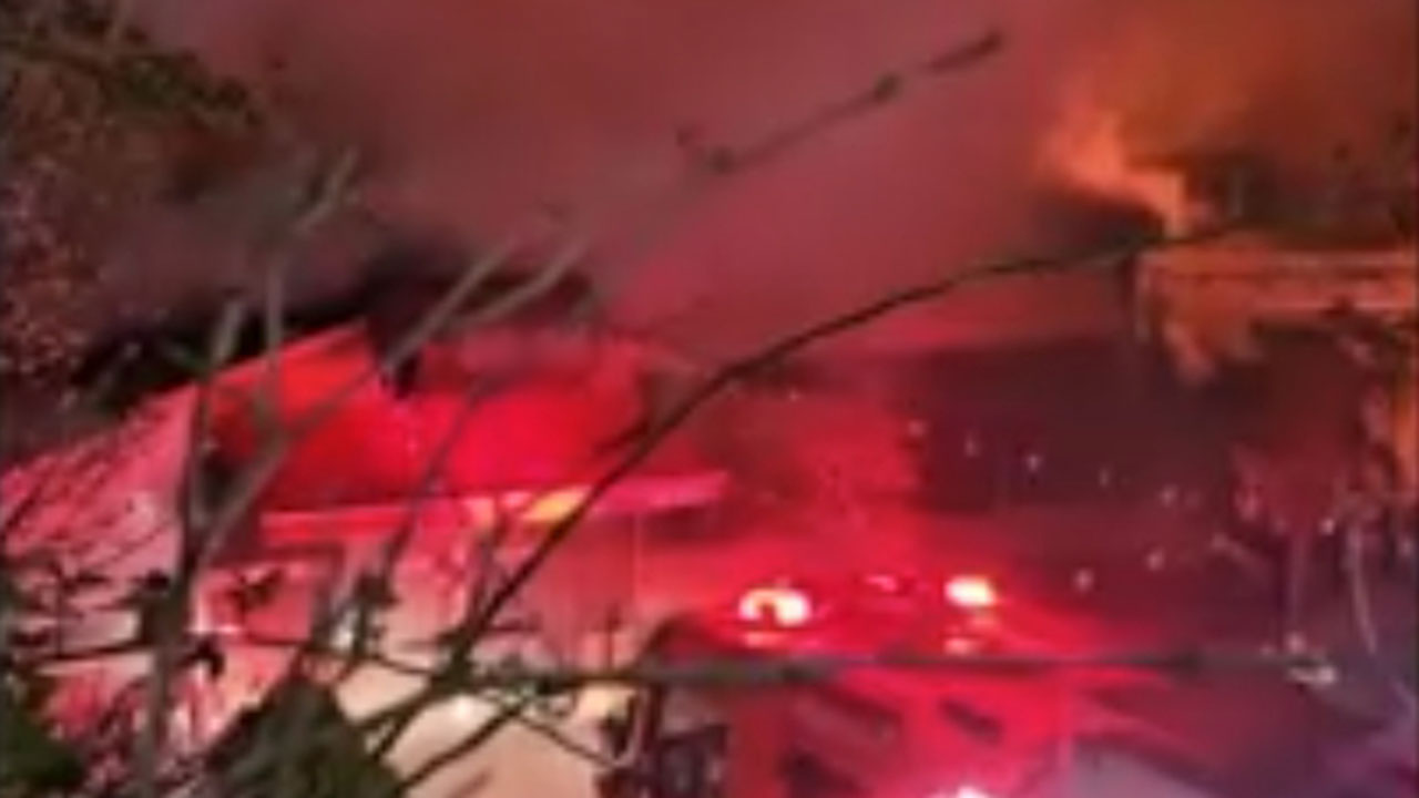 충남 아산서 식당 화재‥다친 사람 없어