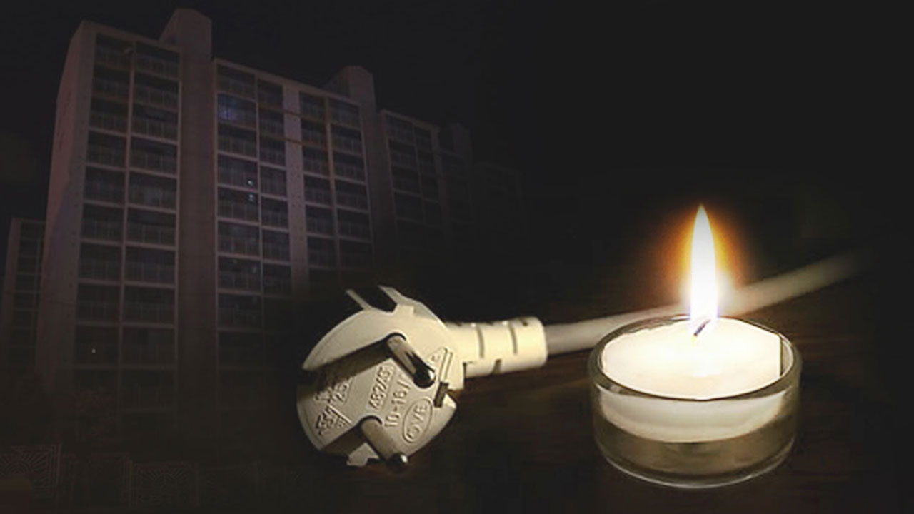 이삿짐 사다리차가 고압전선 건드려 마포구 일대 600호 정전