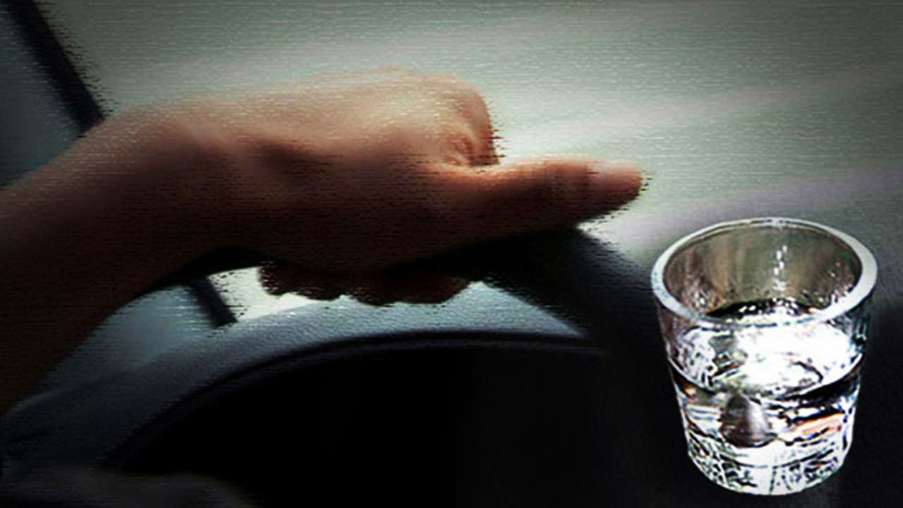 경찰, 만취 상태로 차량 2대·주택 담벼락 들이받은 60대 입건