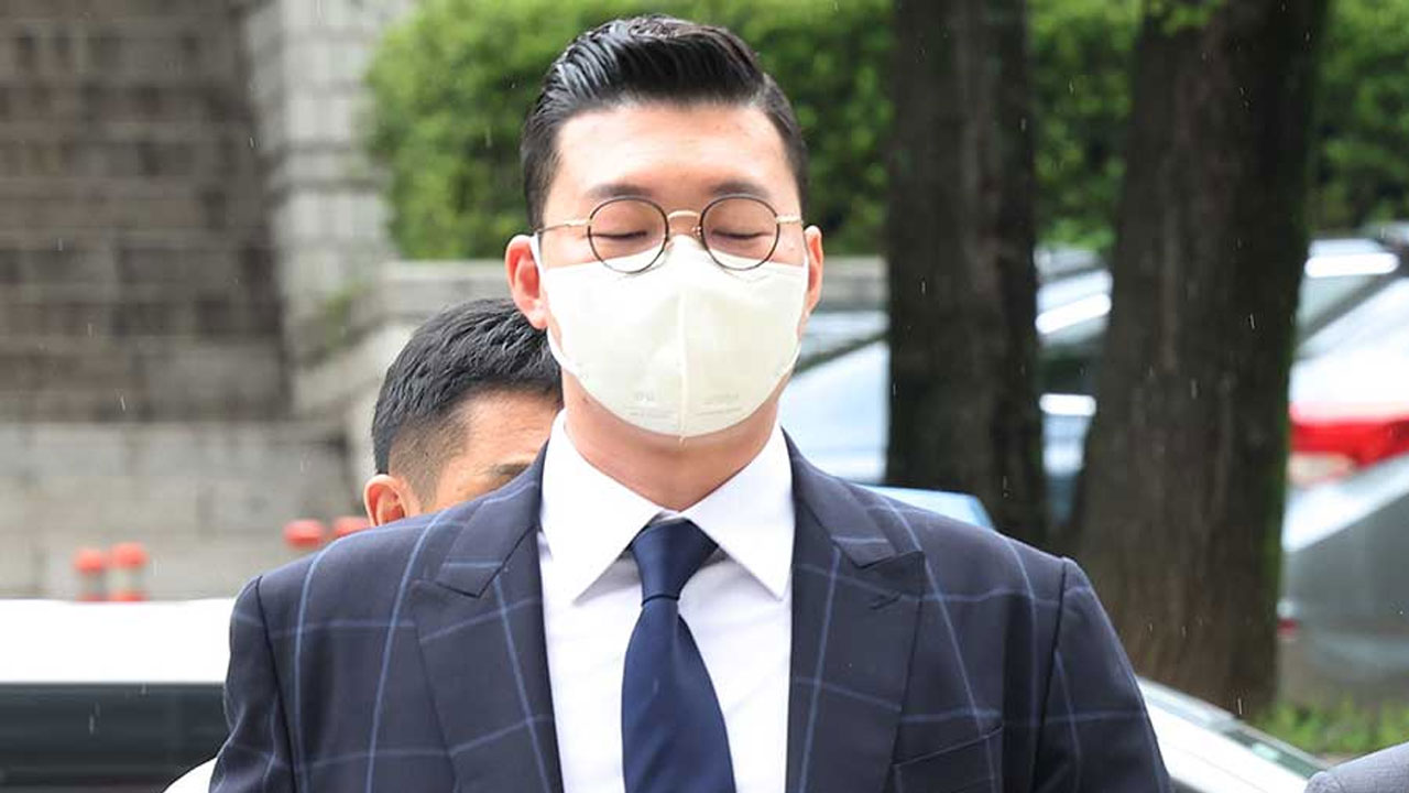 공수처, '경무관 뇌물' 이상영 전 회장 두번째 체포