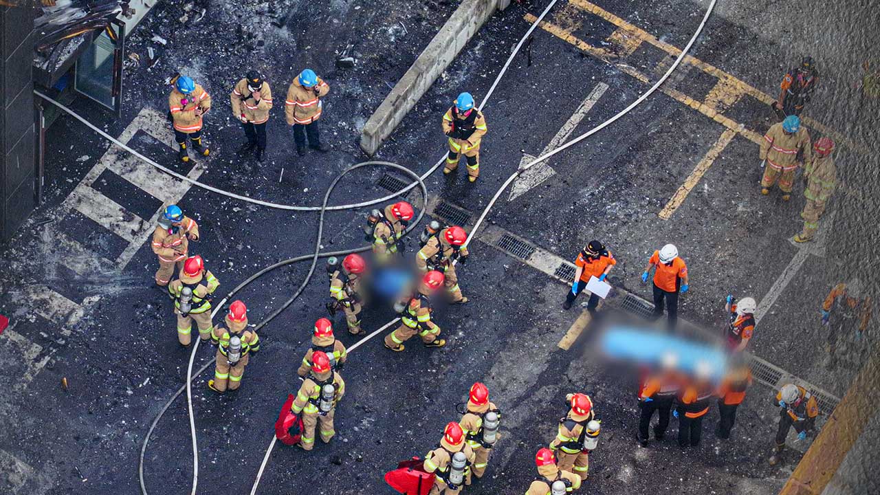 화성 '아리셀' 공장 화재 사망자 6명 신원 추가 확인‥"23명 모두 확인 완료"