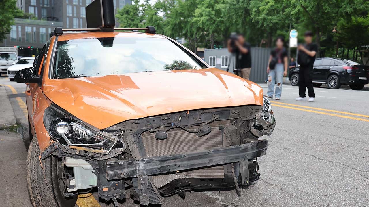 국립중앙의료원 응급실에 택시 돌진해 3명 부상‥60대 기사 "급발진" 주장