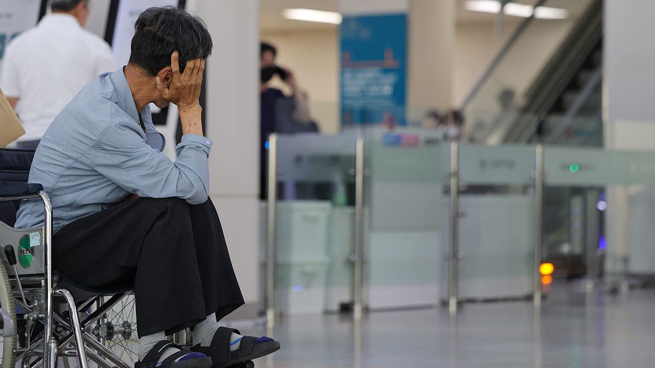 서울아산병원 교수들 "내일부터 진료축소‥수술 49%·외래 30%↓"