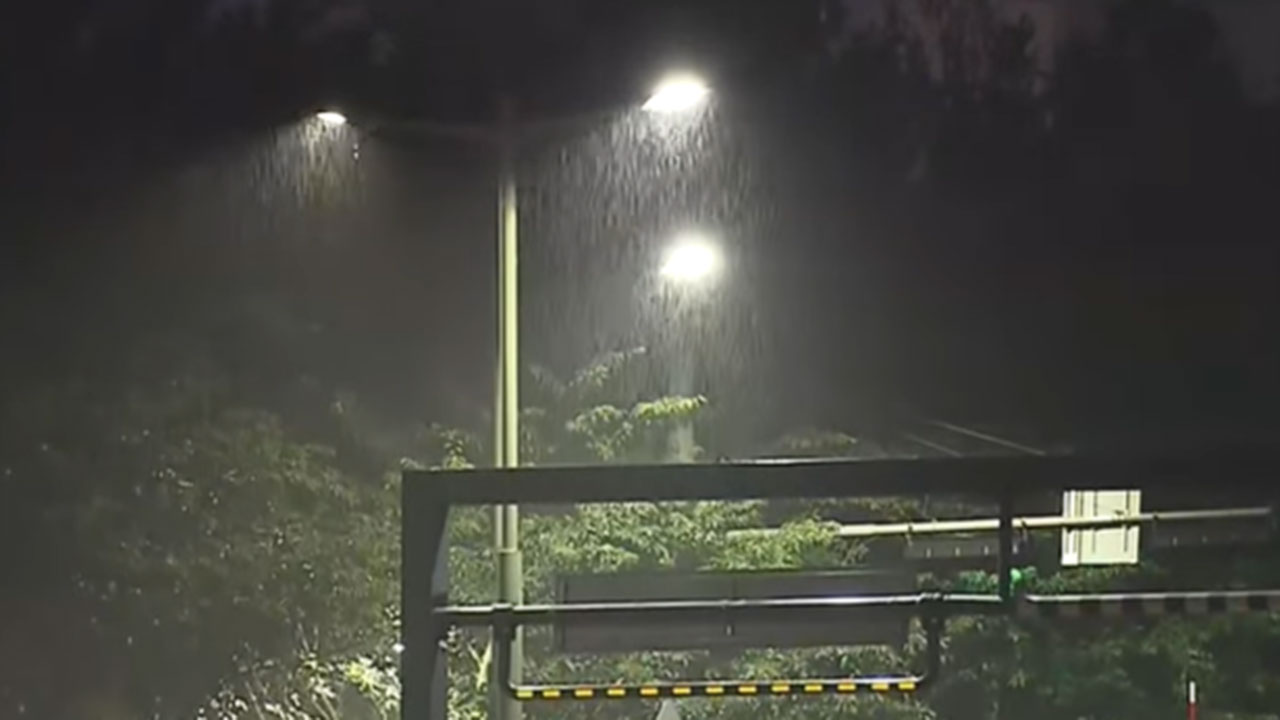 전북 군산 어청도 '시간당 142mm 폭우'‥충남·전북 중심 집중호우