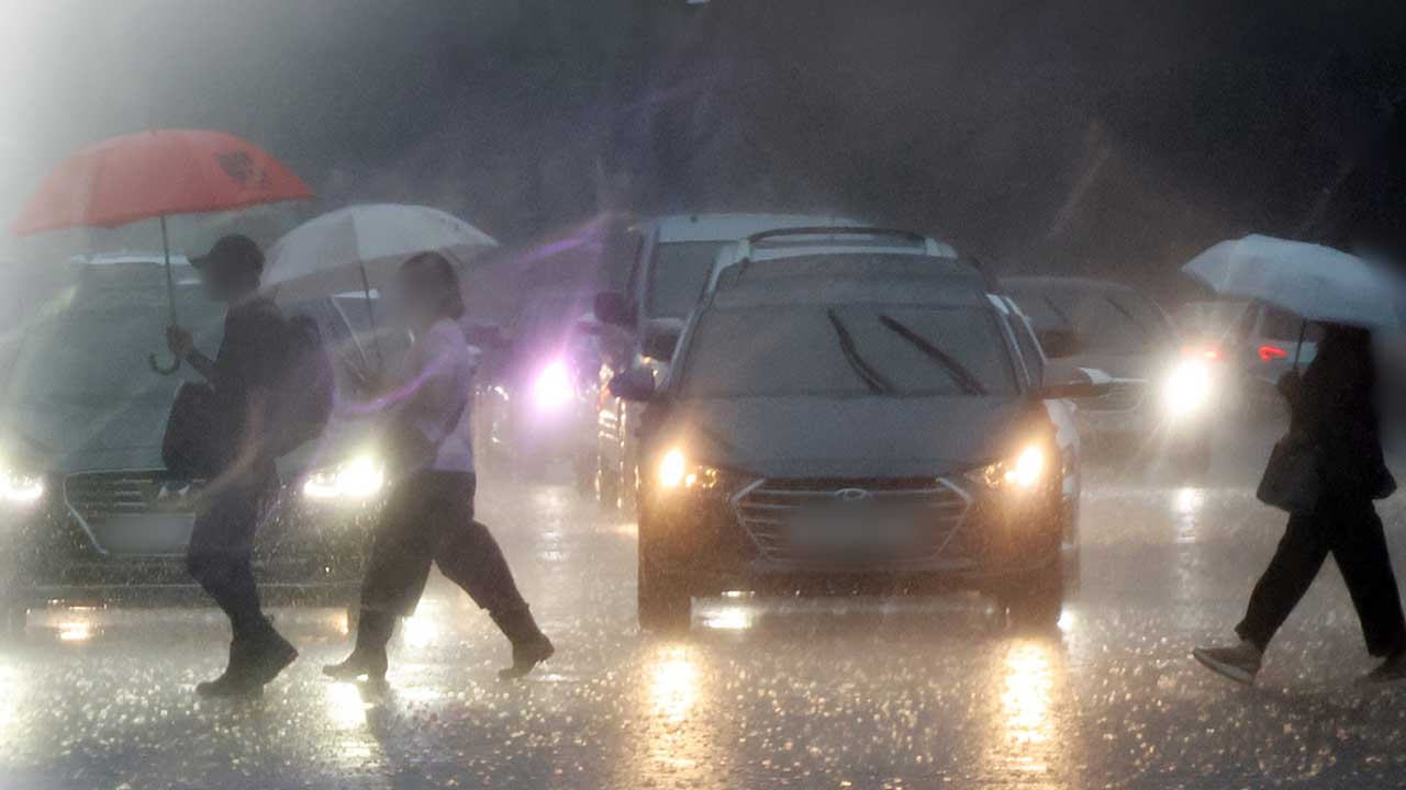 서울·부천·의정부 호우경보 발효‥서울 산사태 경보 '심각'