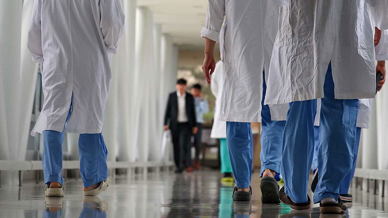 하반기 전공의 1천 명 신청한 가톨릭의료원‥교수들은 "지도 거부"