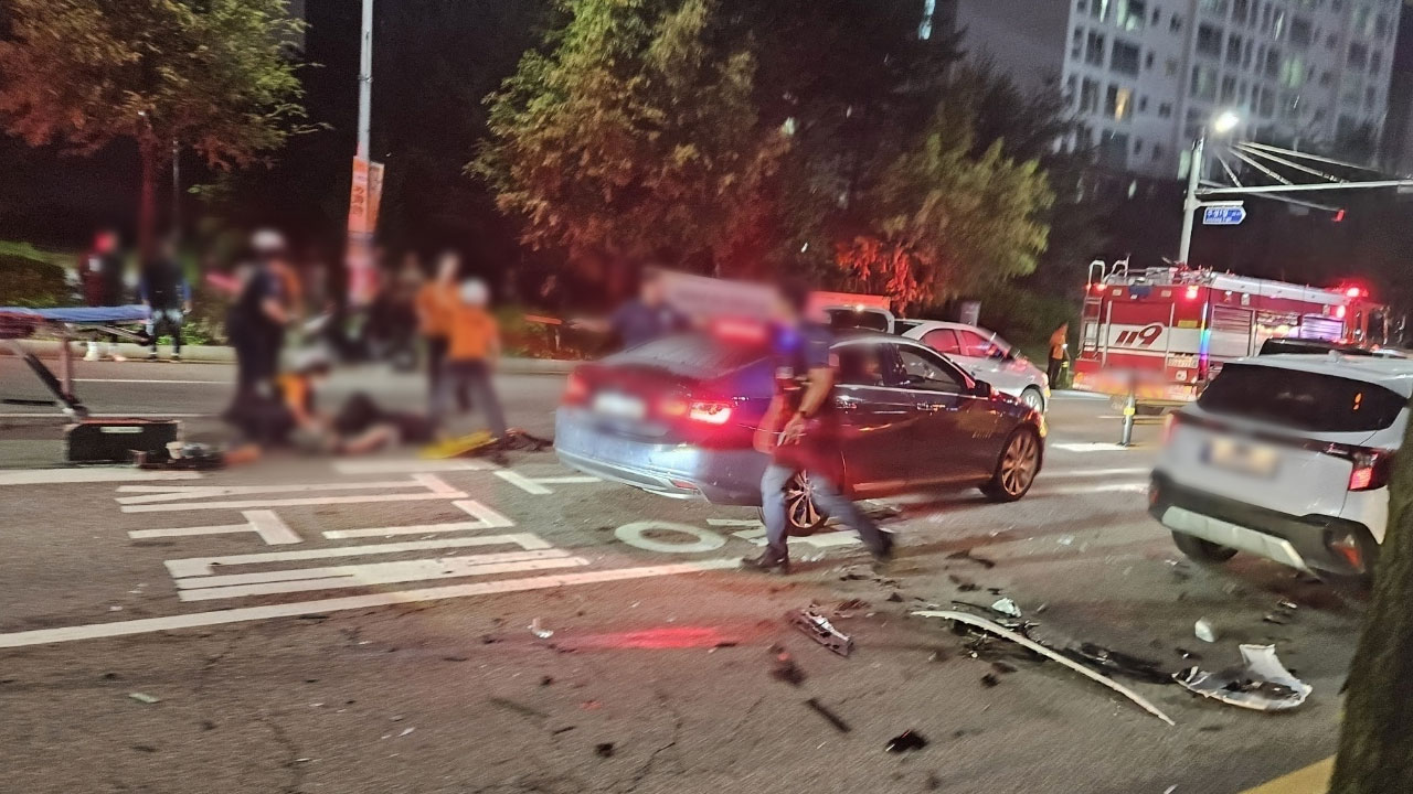 청주 오창읍서 음주차량이 3중 추돌‥1명 중상