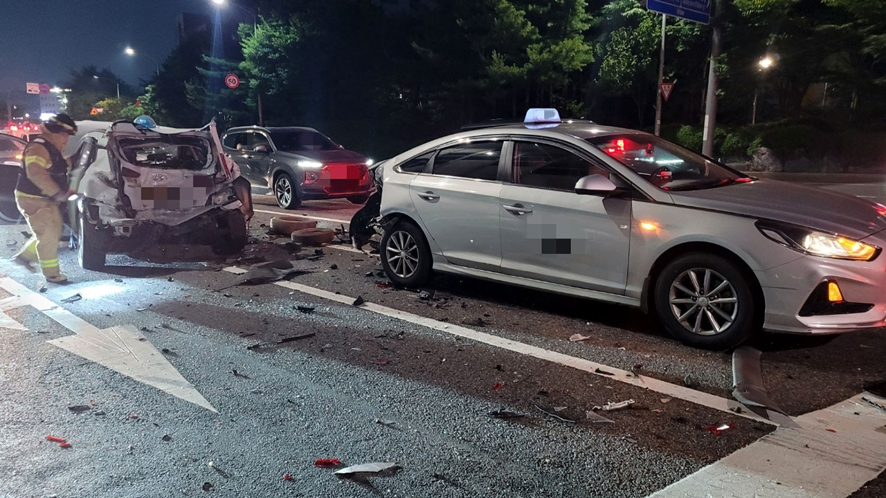 고양서 8중 추돌 사고‥60대 버스 운전자 "급발진" 주장