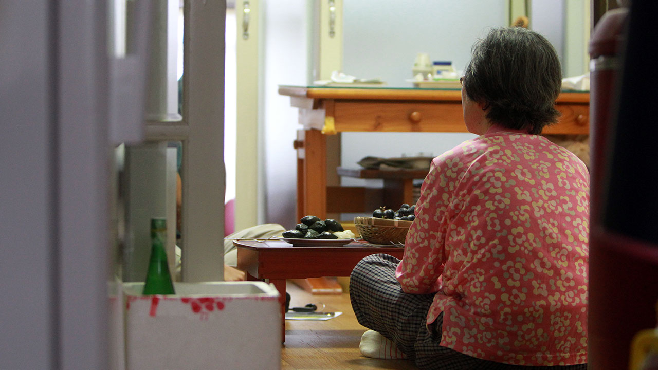 기초생활보장 수급자 10명 중 4명은 '65세 이상 노인'