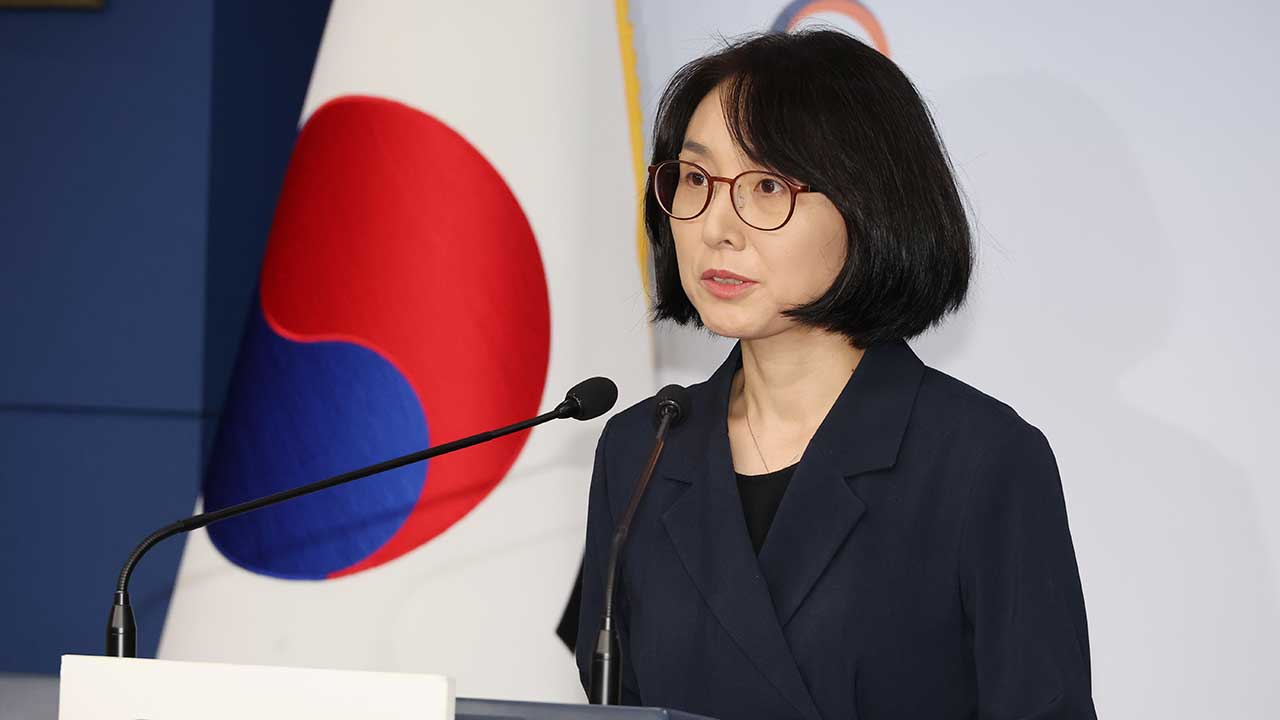 정부 "1천여 개 중증수술 수가 인상‥상급병원 경증 진료 시 덜 보상" 