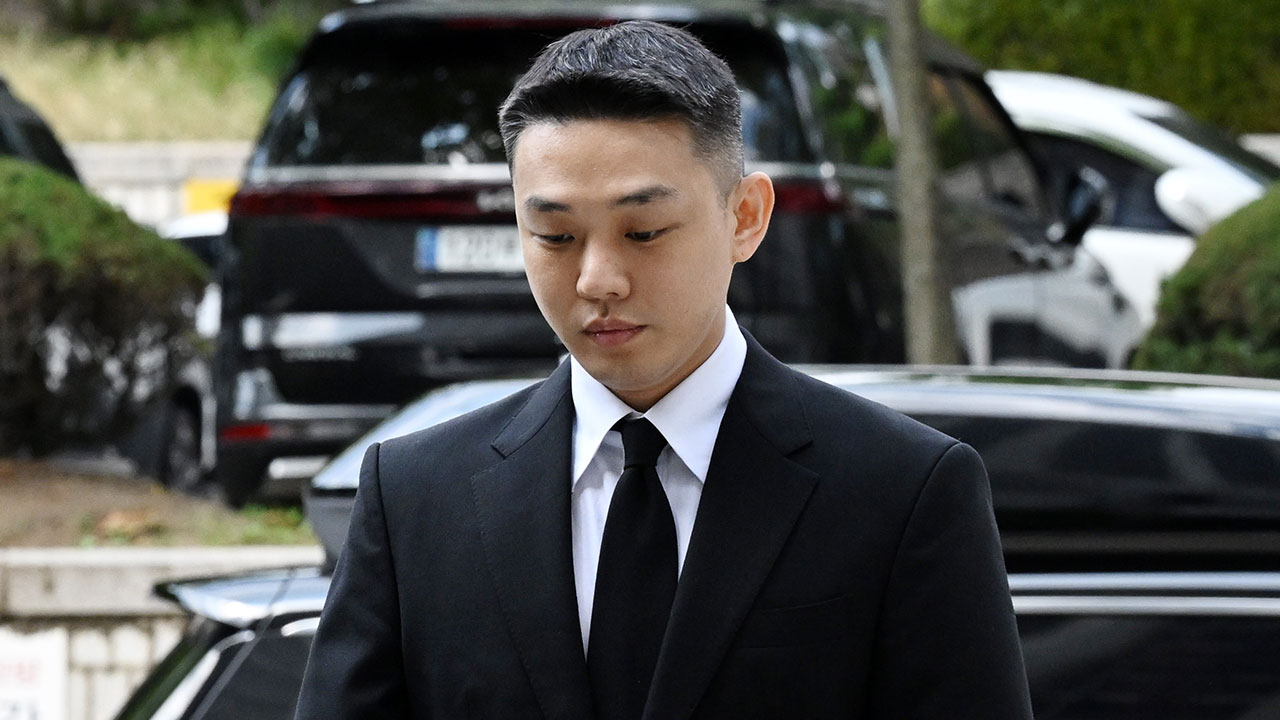 마약 상습 투약 혐의 유아인 징역 1년 실형‥법정구속