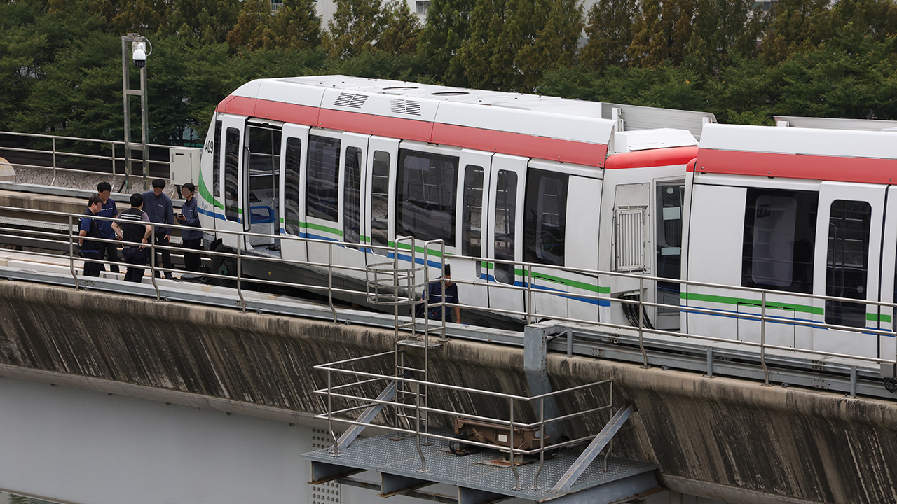 경기 의정부경전철 차량 고장·궤도 이탈‥오후 2시쯤 운행 재개