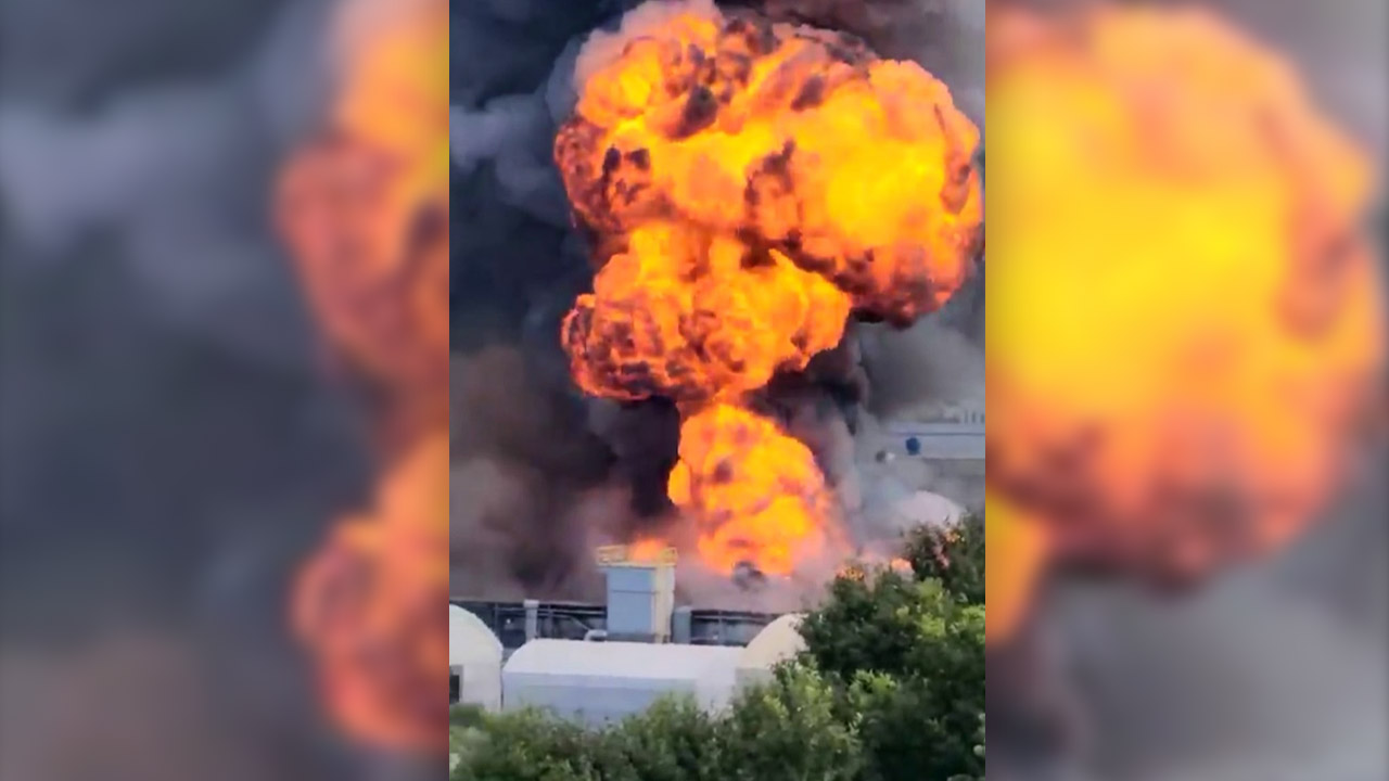 충남 천안 단열재 공장서 불‥1명 부상