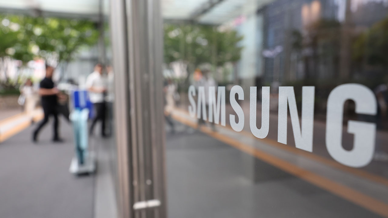 삼성전자, 전국삼성전자노조 간부 3명 경찰에 고소