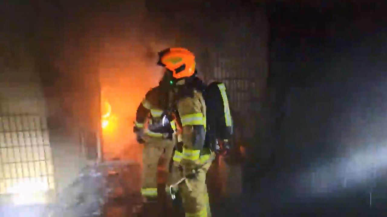 투숙비 문제로 퇴실 요구받자 여관에 불 지른 남성‥3명 숨져