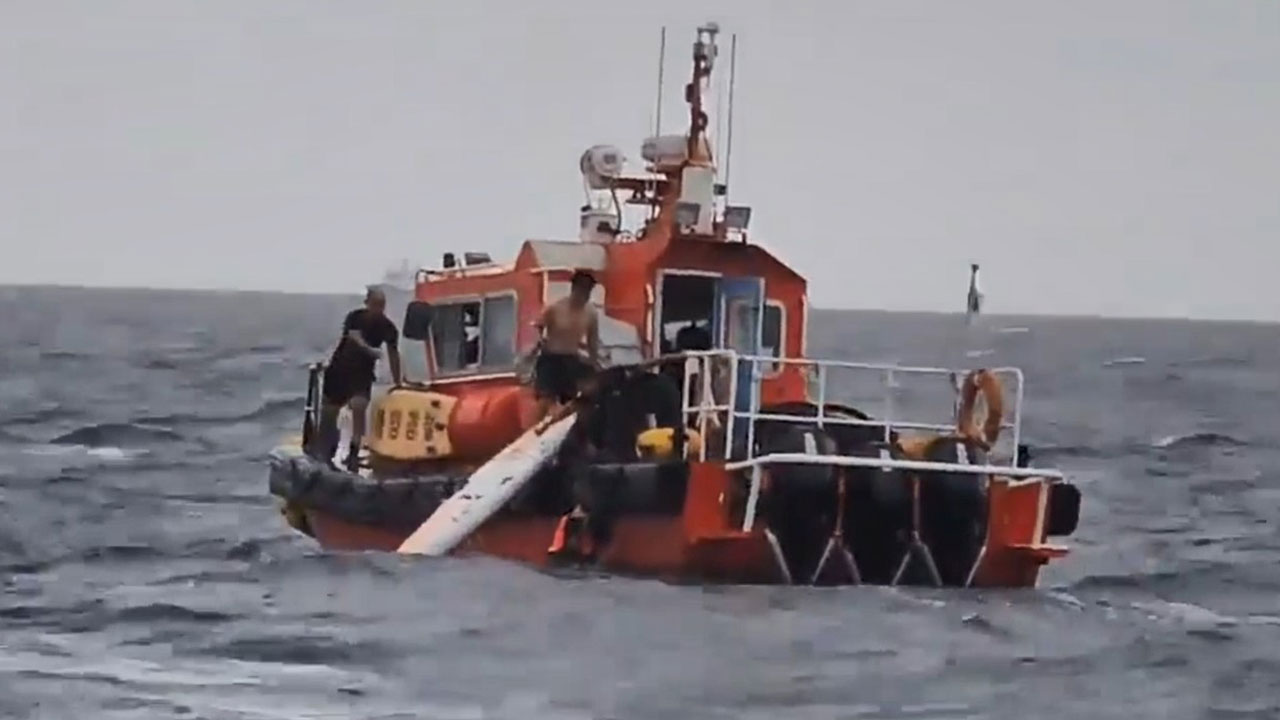 제주서 카약 타고 표류하던 50대 관광객 구조