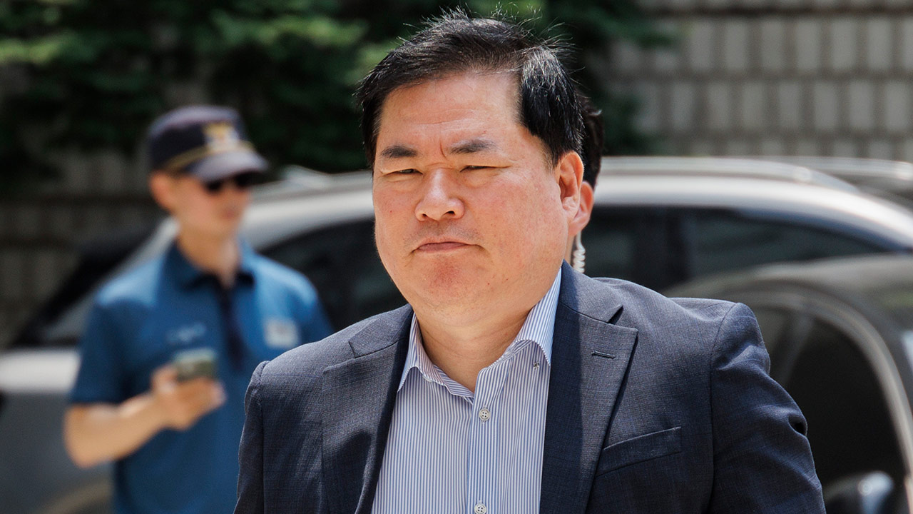 '유동규 휴대전화' 폐기한 사실혼 배우자, 2심도 집유