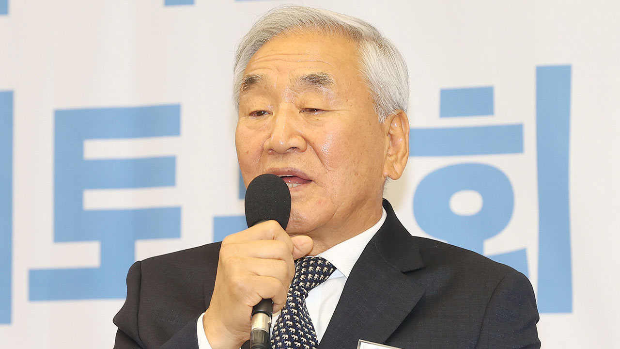 남민전 사건으로 옥살이한 이재오, 재심서 45년만에 무죄