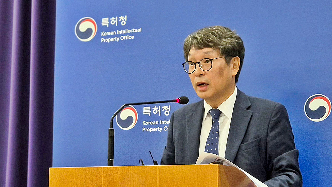 '반값' 스타벅스 위조 에볼루션 바카라사이트 13만 개, 62억 원어치 유통한 일당 적발