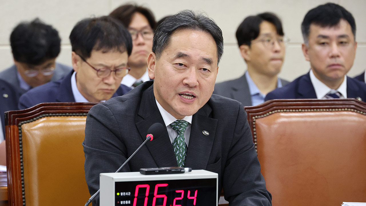 '삼성 불법 합병' 소송서 박근혜 왜 뺐나?‥연금공단 "인과관계 부족"