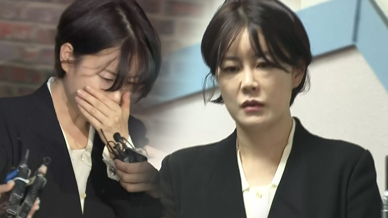 '음주운전' 문다혜 씨 4시간여 경찰 조사받고 귀가‥"죄송하다" 반복