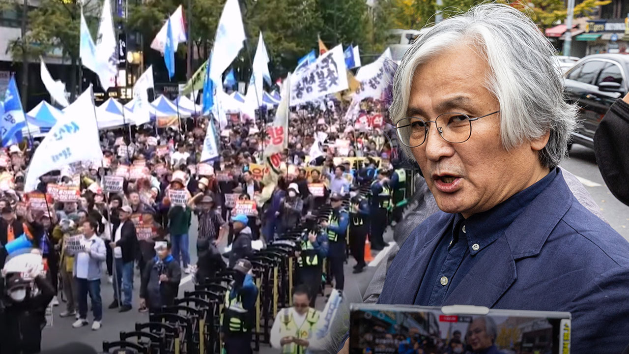 [단독] 경찰, '대통령 퇴진 행진 중 안전 바카라사이트 폭행' 주장 촛불행동 대표 소환조사 