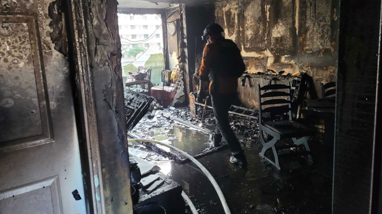 강원 원주시 아파트 3층에서 불‥인명피해 없어