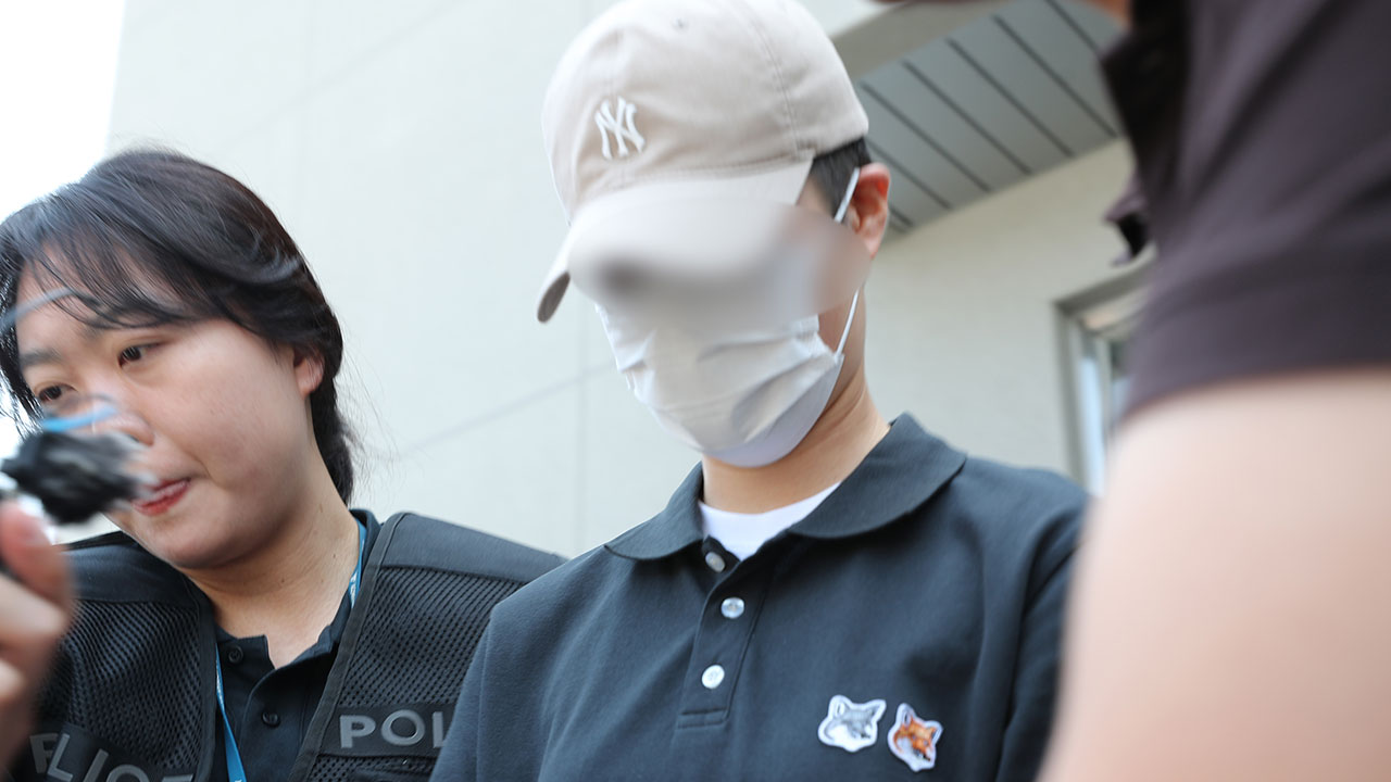 '얼차려' 중대장 징역 10년·부중대장 징역 7년 구형