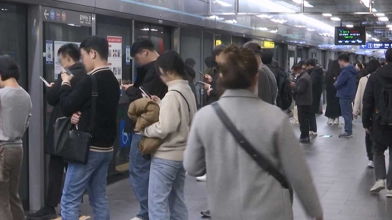 철도노조 준법투쟁 이틀째‥수도권 전철 28% 지연 운행