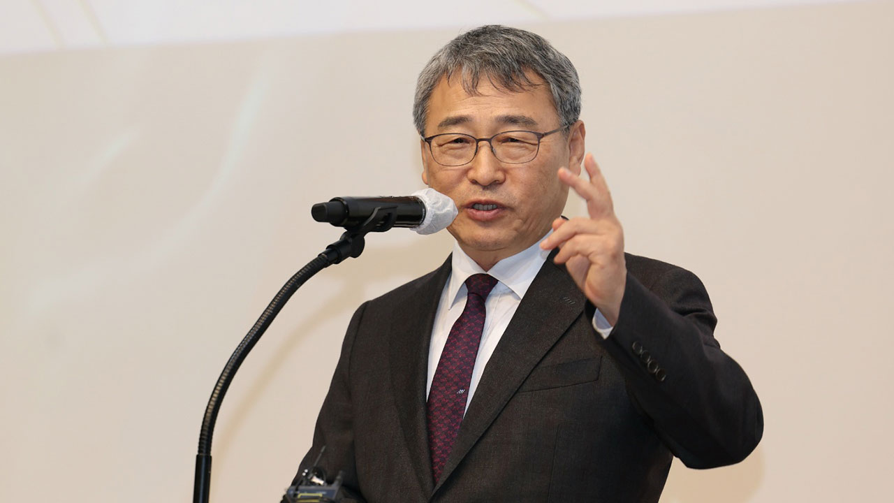 서울교육감 "수능 12월에 치르자3학년 2학기 교실 정상화해야"서울교육감 "수능 12월에 치르자3학년 2학기 교실 정상화해야"