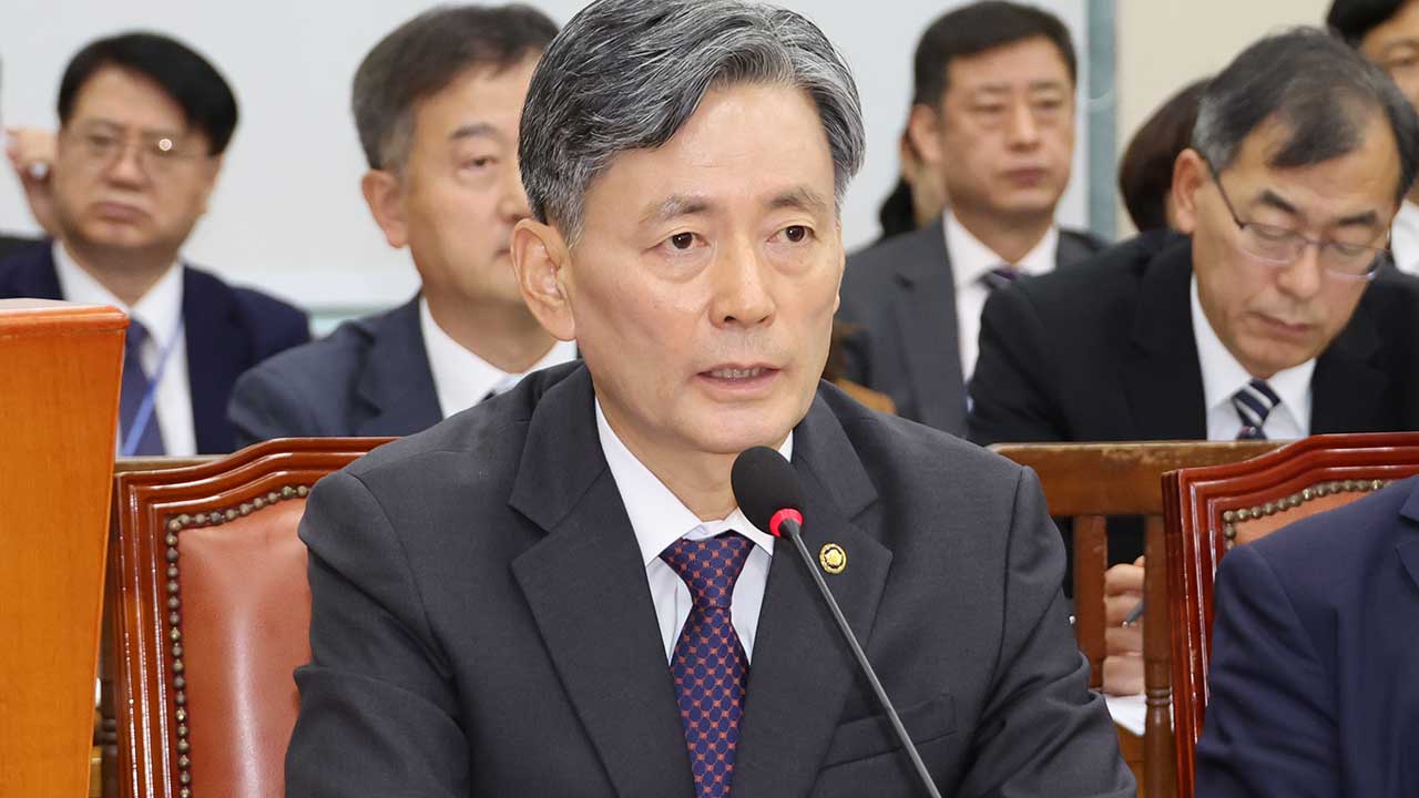 바카라 게임 기자간담회 취소‥"피고발인 신분 부적절"